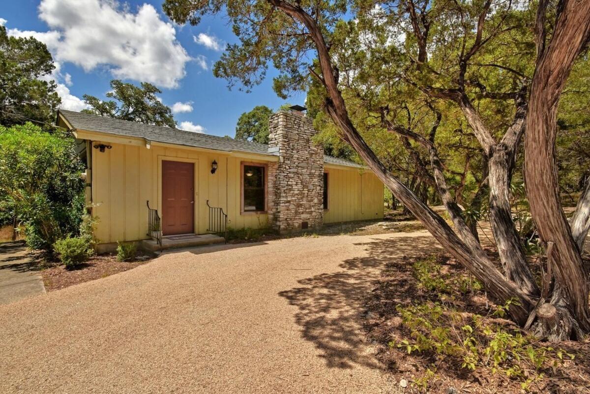 Messina Inn Wimberley Exterior photo